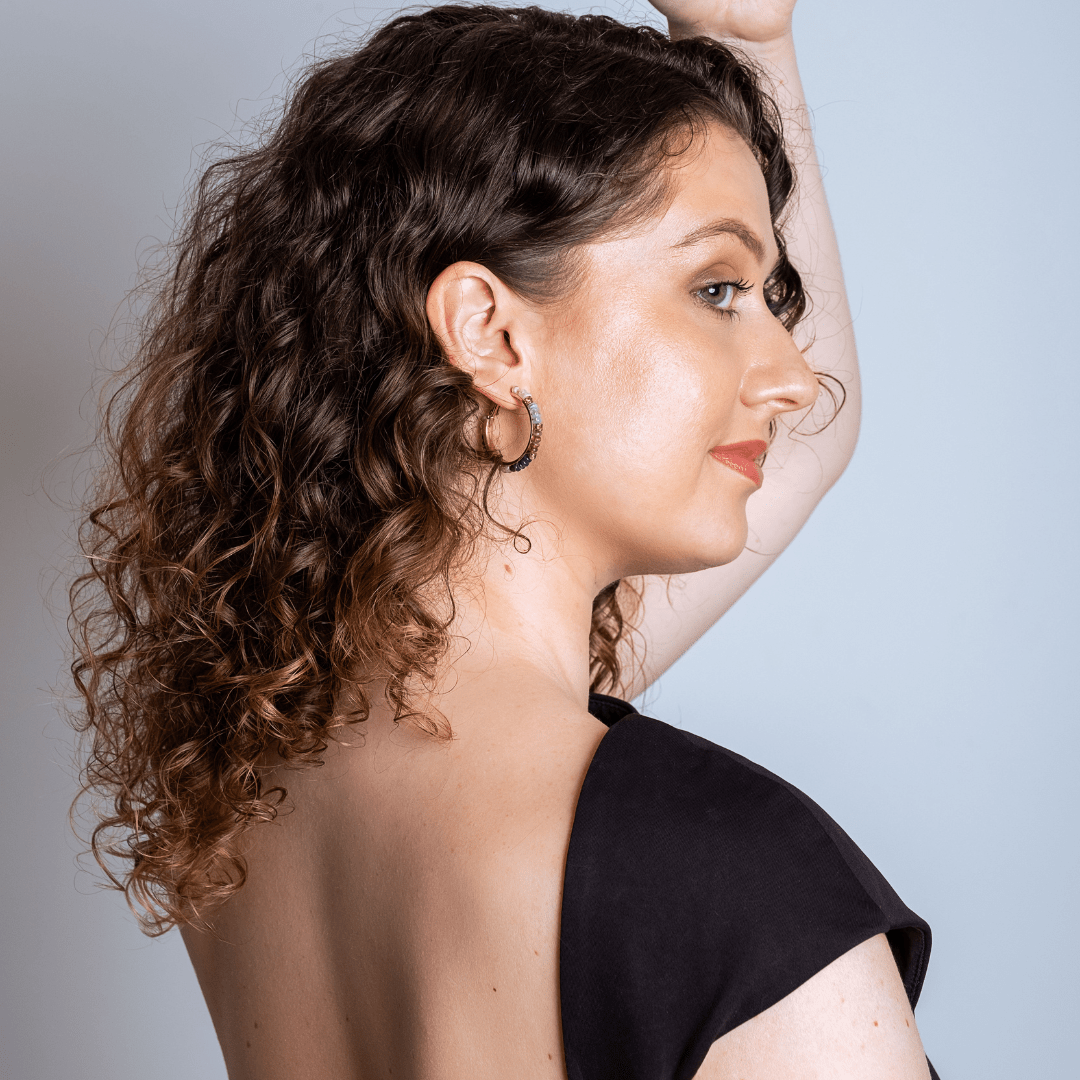 Comment masser ton cuir chevelu pour stimuler la pousse des cheveux - Roilon